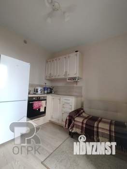 1-к квартира, вторичка, 38м2, 10/17 этаж