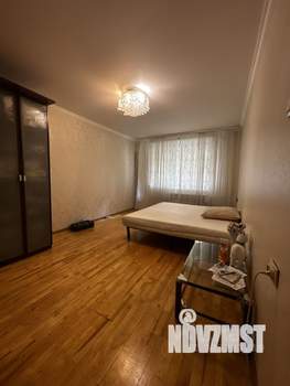 3-к квартира, вторичка, 75м2, 1/17 этаж