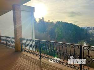 4-к квартира, вторичка, 280м2, 2/3 этаж