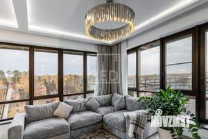 4-к квартира, вторичка, 152м2, 8/8 этаж