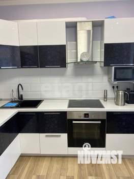 2-к квартира, вторичка, 57м2, 9/19 этаж