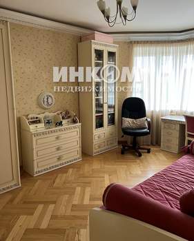 4-к квартира, вторичка, 210м2, 6/7 этаж