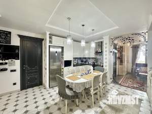 2-к квартира, вторичка, 83м2, 20/25 этаж