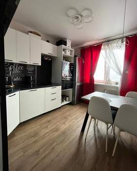 2-к квартира, вторичка, 54м2, 10/17 этаж