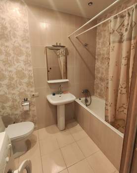 1-к квартира, вторичка, 42м2, 15/17 этаж