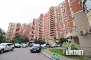 2-к квартира, вторичка, 70м2, 10/17 этаж