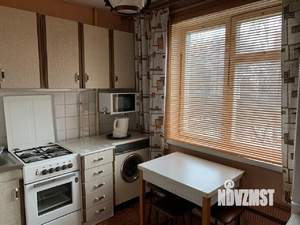 3-к квартира, вторичка, 58м2, 3/9 этаж
