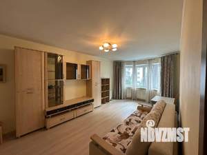 2-к квартира, вторичка, 62м2, 8/10 этаж