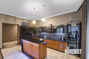3-к квартира, вторичка, 100м2, 4/9 этаж