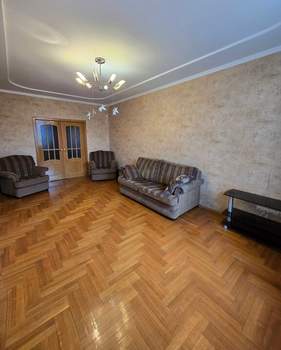 4-к квартира, вторичка, 130м2, 7/11 этаж