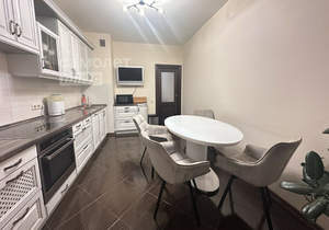 2-к квартира, вторичка, 58м2, 7/25 этаж