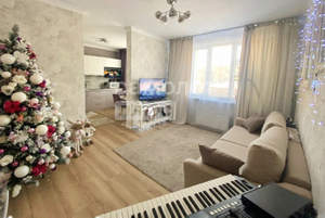 2-к квартира, вторичка, 50м2, 1/10 этаж