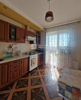 2-к квартира, вторичка, 63м2, 8/17 этаж