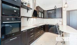 4-к квартира, вторичка, 150м2, 3/8 этаж