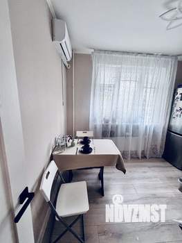 2-к квартира, вторичка, 54м2, 1/25 этаж