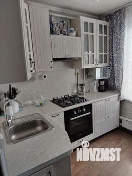 4-к квартира, вторичка, 63м2, 9/9 этаж