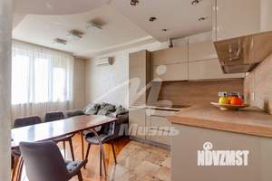 2-к квартира, вторичка, 58м2, 14/25 этаж