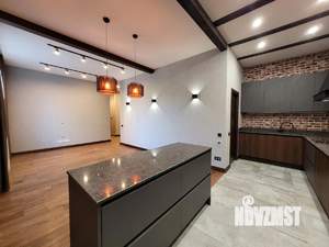 3-к квартира, вторичка, 111м2, 2/8 этаж