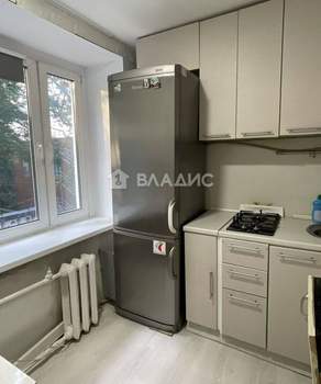 2-к квартира, вторичка, 43м2, 3/5 этаж