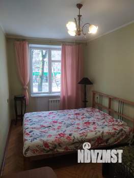 3-к квартира, вторичка, 58м2, 2/5 этаж