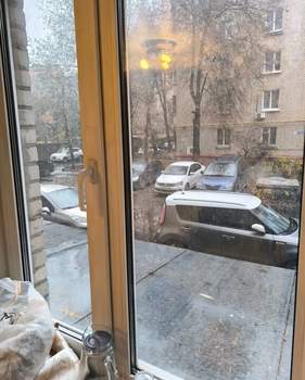 3-к квартира, вторичка, 57м2, 1/9 этаж