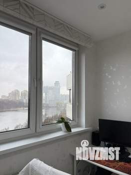 2-к квартира, вторичка, 57м2, 10/19 этаж