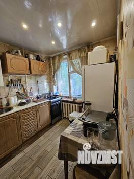 2-к квартира, вторичка, 39м2, 1/5 этаж