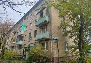 2-к квартира, вторичка, 43м2, 1/4 этаж