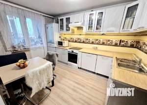 2-к квартира, вторичка, 65м2, 5/17 этаж