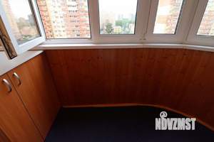 2-к квартира, вторичка, 70м2, 10/17 этаж