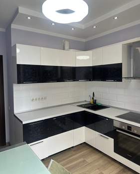 2-к квартира, вторичка, 61м2, 9/17 этаж