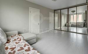 4-к квартира, вторичка, 65м2, 9/9 этаж