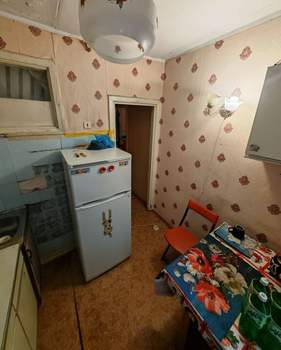 2-к квартира, вторичка, 43м2, 1/5 этаж