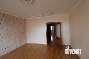 2-к квартира, вторичка, 70м2, 10/17 этаж