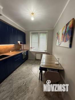2-к квартира, вторичка, 50м2, 1/4 этаж
