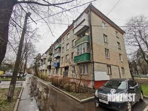 2-к квартира, вторичка, 46м2, 1/4 этаж