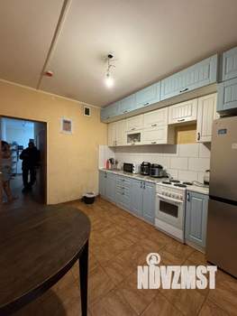 2-к квартира, вторичка, 63м2, 2/17 этаж