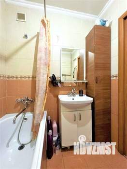 2-к квартира, вторичка, 54м2, 9/17 этаж
