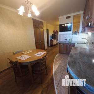3-к квартира, вторичка, 80м2, 8/9 этаж