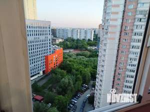 2-к квартира, вторичка, 63м2, 19/23 этаж