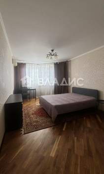 1-к квартира, вторичка, 42м2, 13/25 этаж