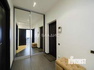 3-к квартира, вторичка, 121м2, 8/18 этаж