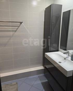 2-к квартира, вторичка, 69м2, 13/17 этаж