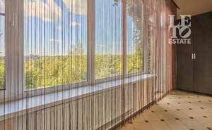 4-к квартира, вторичка, 210м2, 4/4 этаж