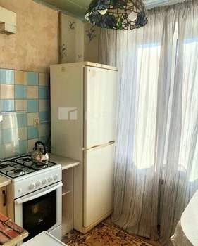 3-к квартира, вторичка, 49м2, 6/9 этаж