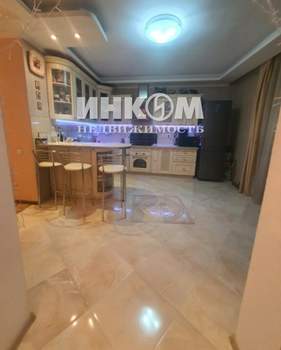 3-к квартира, вторичка, 110м2, 8/25 этаж