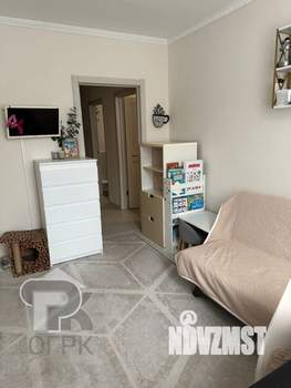 2-к квартира, вторичка, 53м2, 1/4 этаж