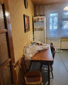 3-к квартира, вторичка, 77м2, 1/10 этаж