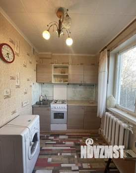 2-к квартира, вторичка, 40м2, 5/5 этаж