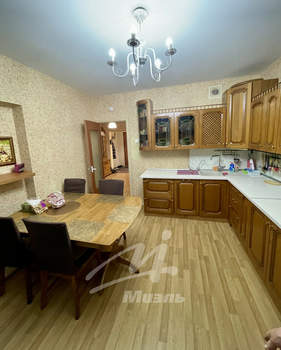 3-к квартира, вторичка, 107м2, 9/25 этаж
